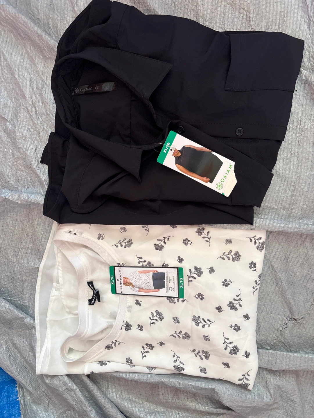 Gaiam & Hilary Radley XL/TG Tops