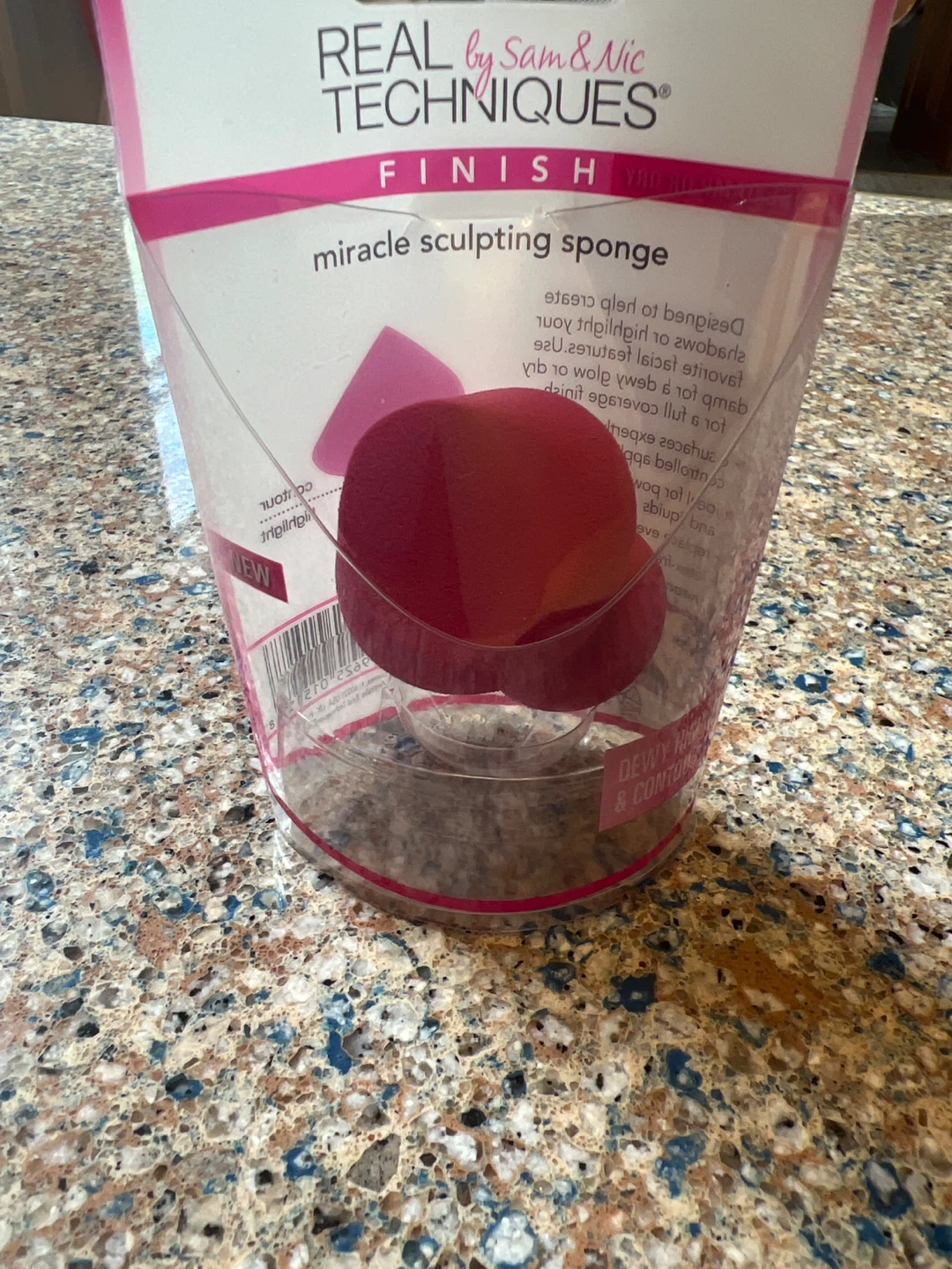 Real Techniques Miracle Sculpting Sponge - photo 3