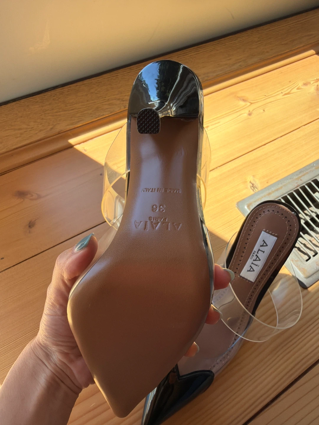 Pointed Toe Heart Pumps Heels size 36 - photo 2