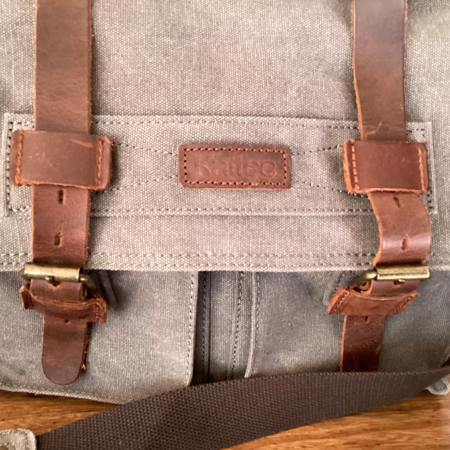 Katteo Grey Canvas & Leather Messenger Camera Bag - photo 2