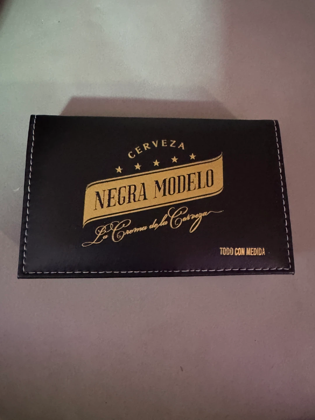 Negra Modelo Domino Set