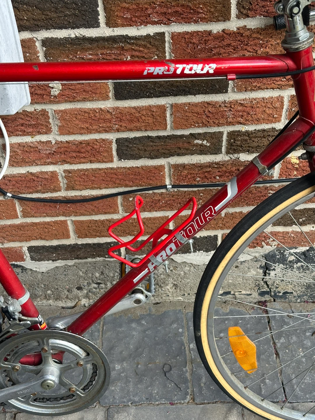 RED PRO TOUR 10-SPEED ROAD BIKE - photo 4