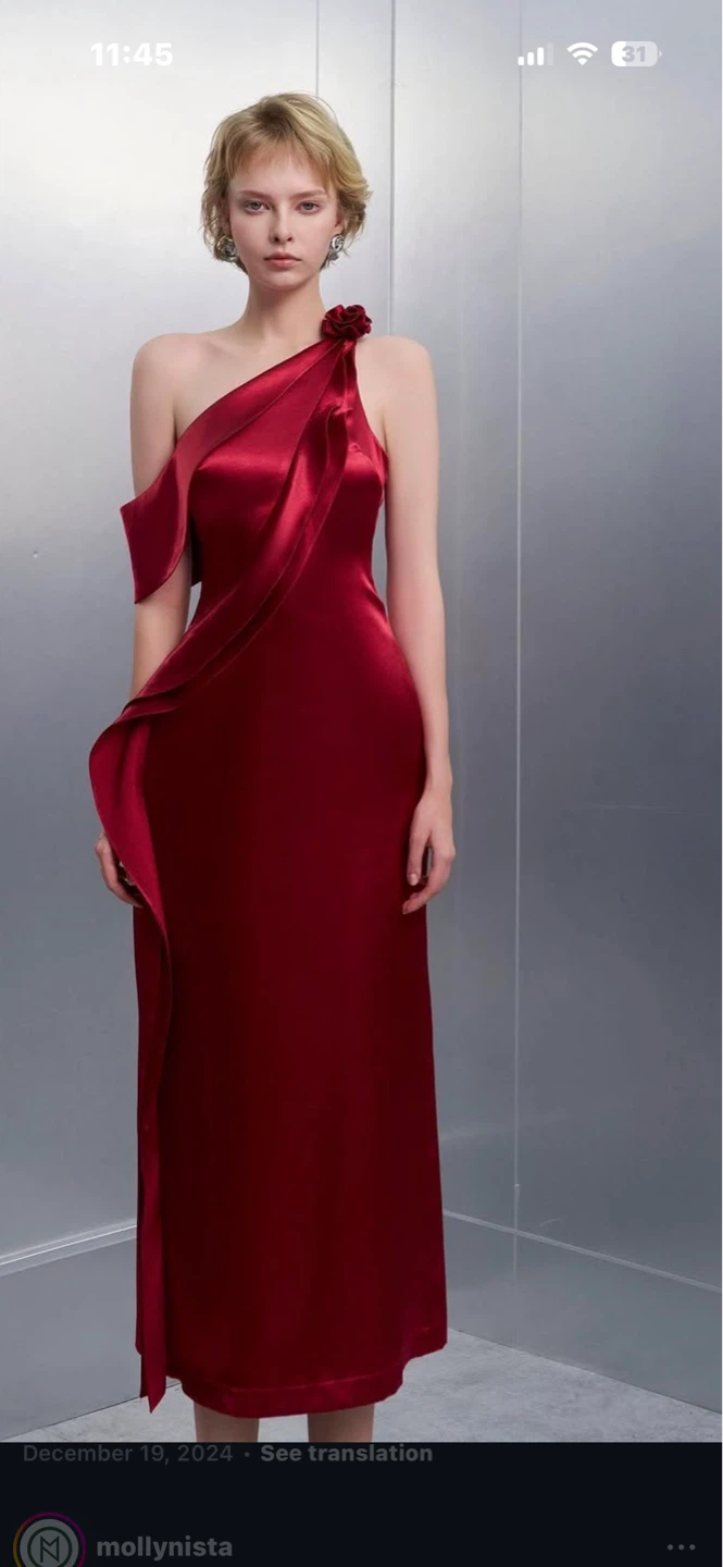 Red One-Shoulder Satin dress. XS. $20 - photo 3