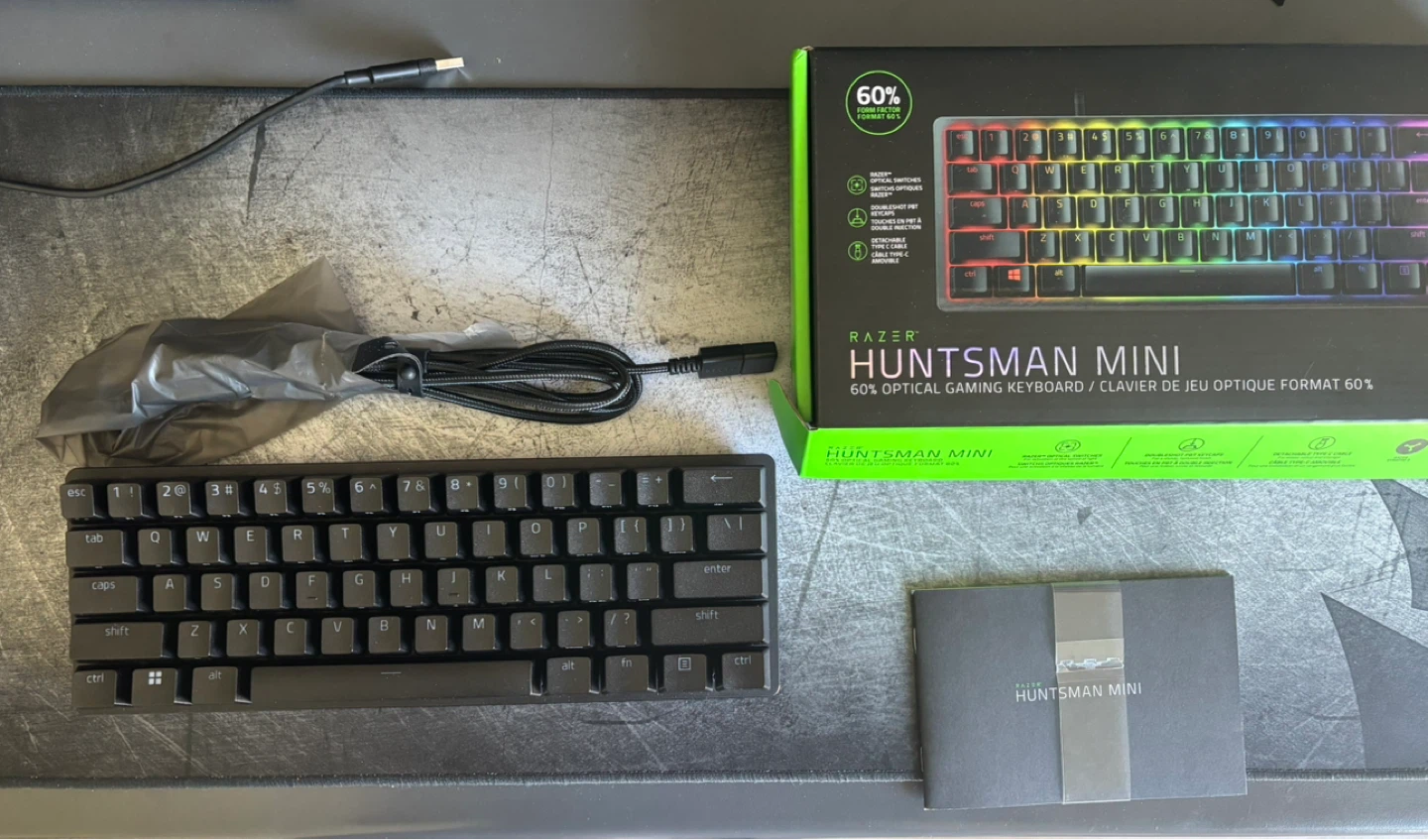 Razer Huntsman Mini 60% Gaming Keyboard with cables and box. - photo 3