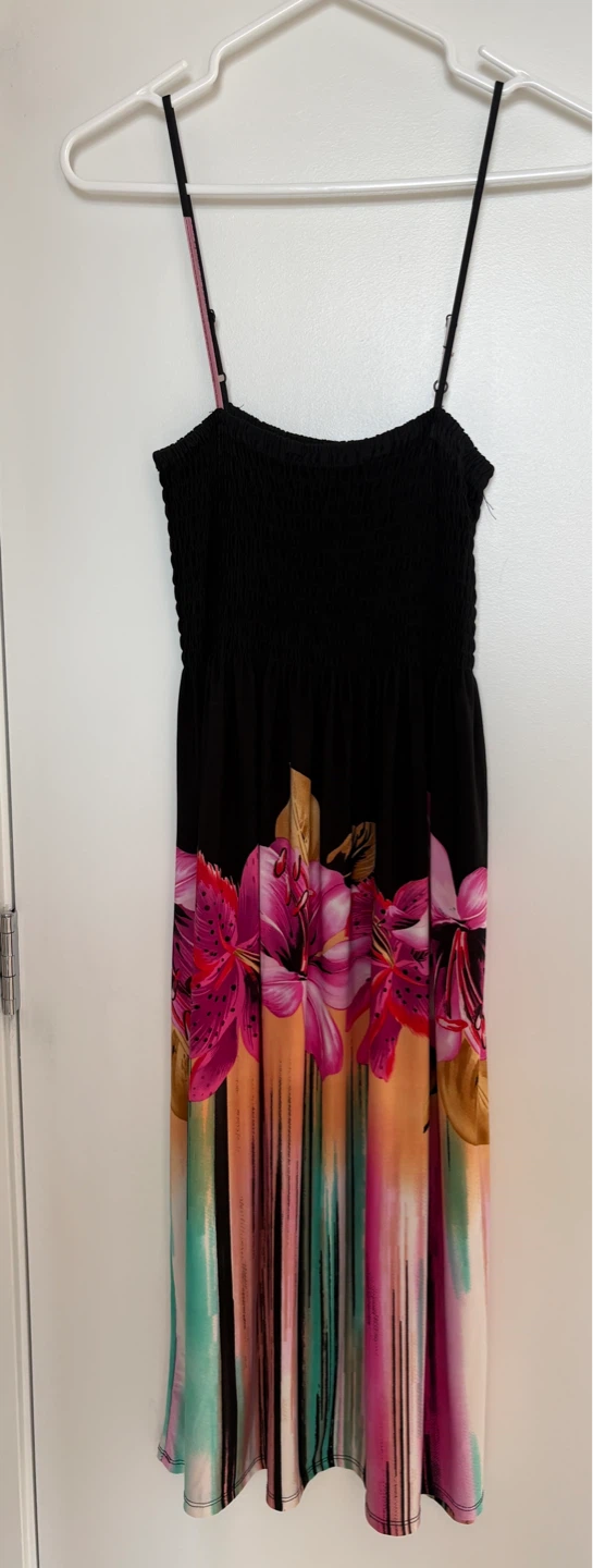 Size 12-16 Cute dress wear with or without adjustable straps