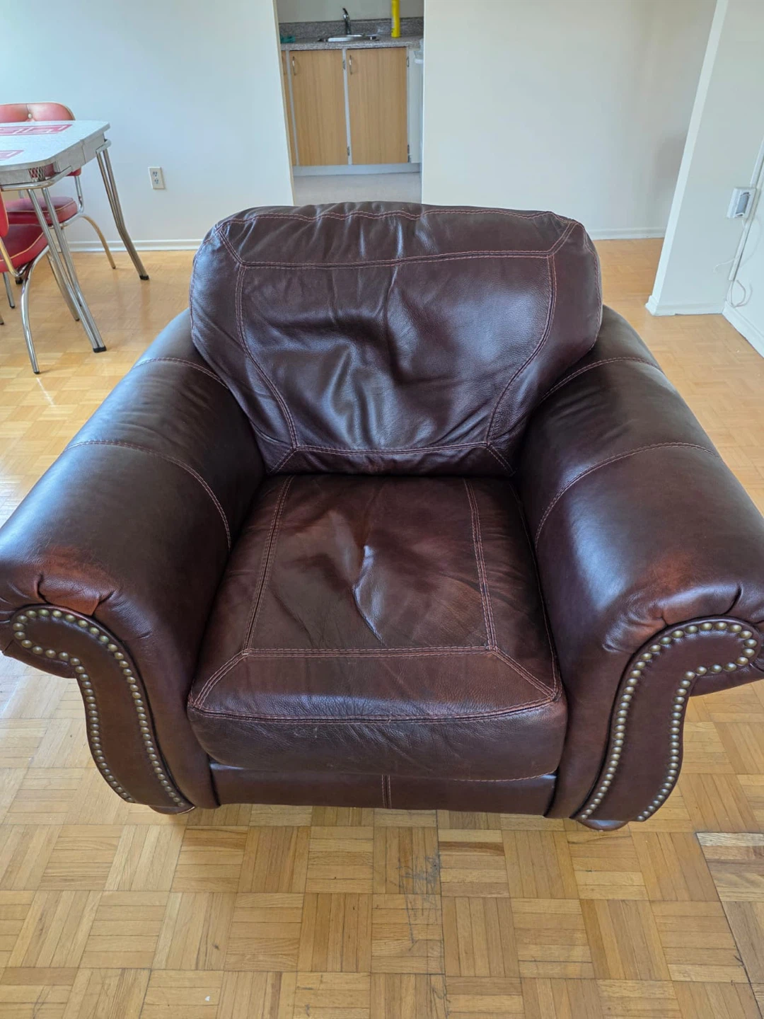 Dark Brown Leather Armchair - photo 5