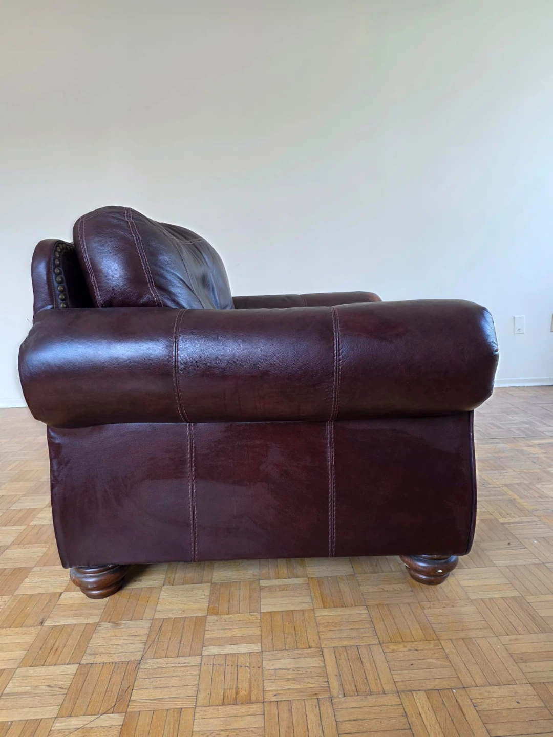 Dark Brown Leather Armchair - photo 4