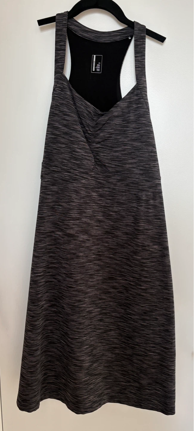 Mondetta Athletic Dress - Size L