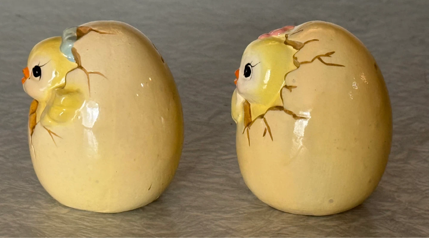 Vintage cute chick Salt and Pepper - photo 2