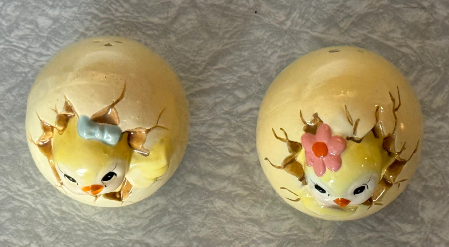 Vintage cute chick Salt and Pepper - photo 5