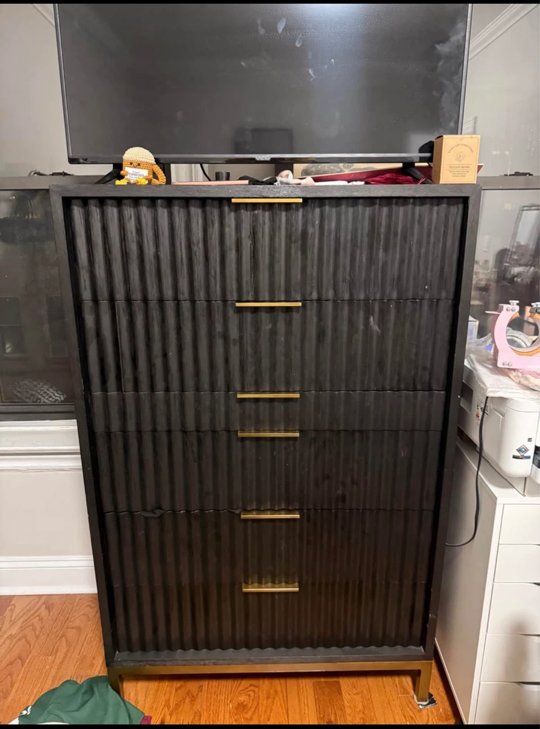 Dark brown Chest of Drawers with Gold Handles