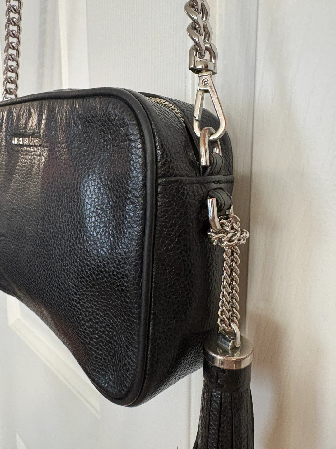 Michael Kors Black Leather Camera Bag - photo 5