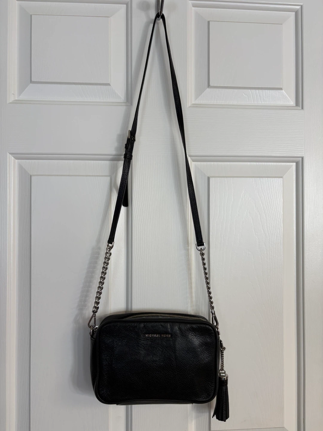 Michael Kors Black Leather Camera Bag - photo 2