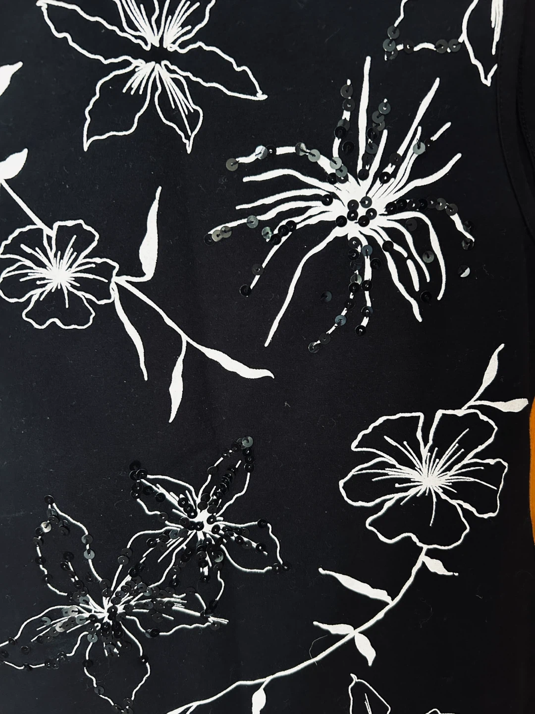 NEW Black Top with Sequin Detail - S/P - photo 3