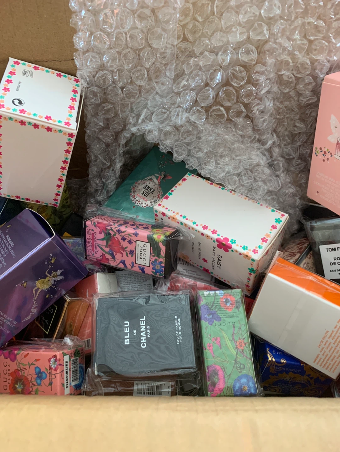 Assorted Designer Mini Perfume Collection - photo 3