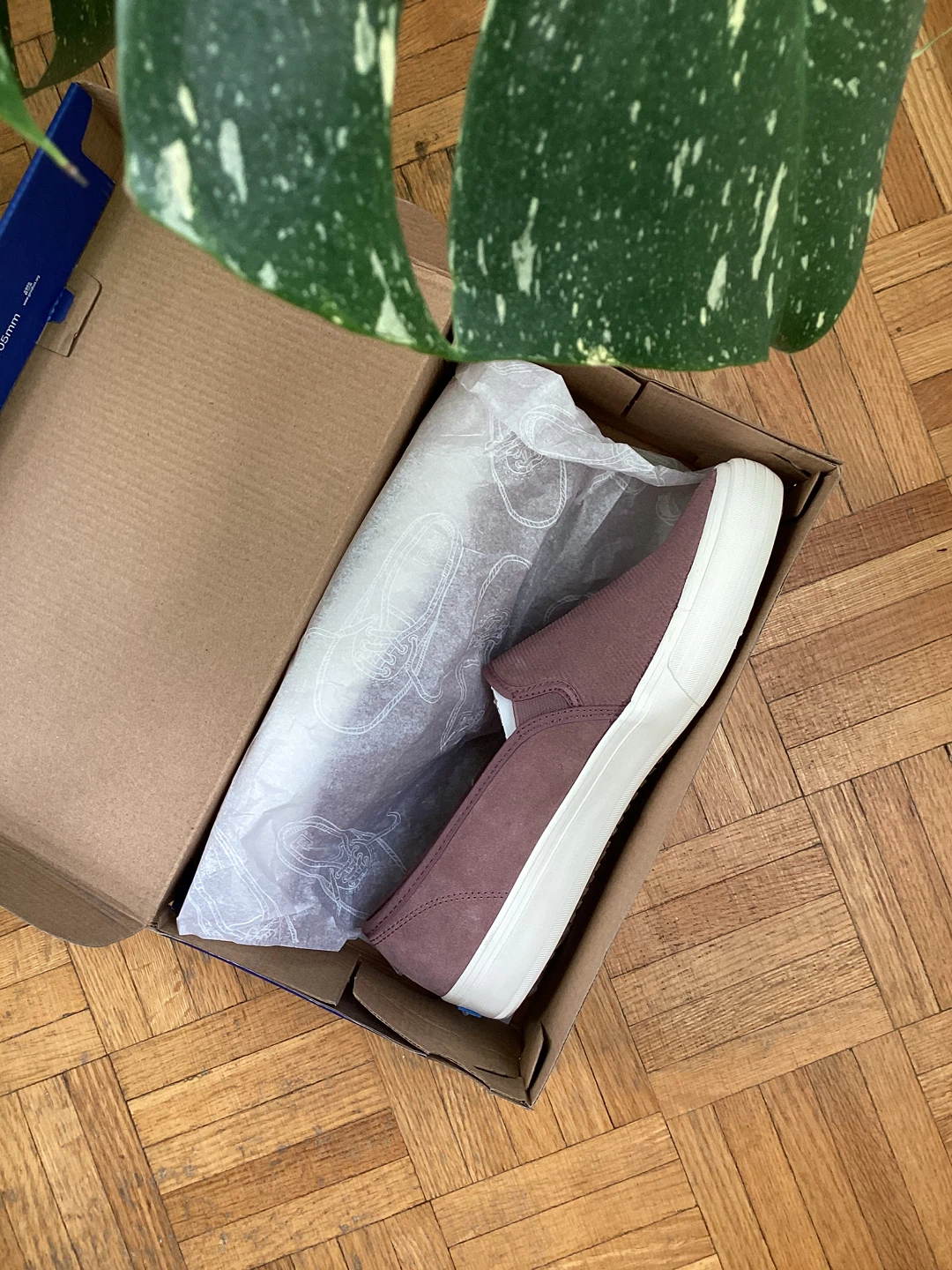 BNIB Keds Suede Slip-On Sneakers Size 9 - photo 4