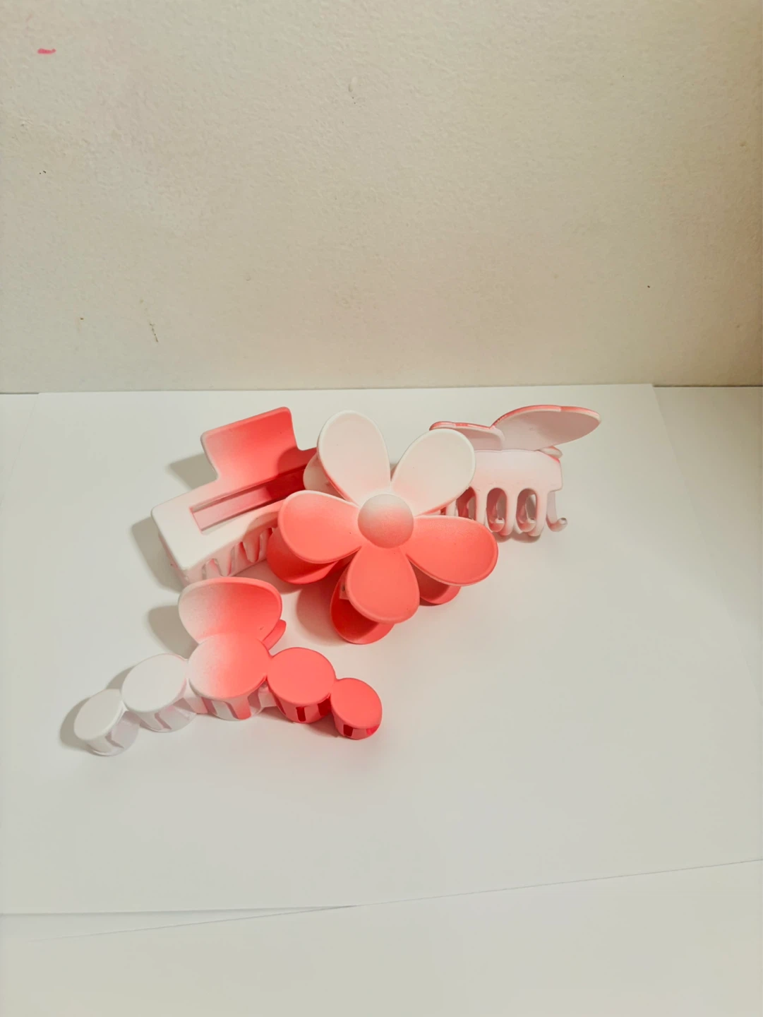 Set of 4 Hair Claw Clips - photo 2