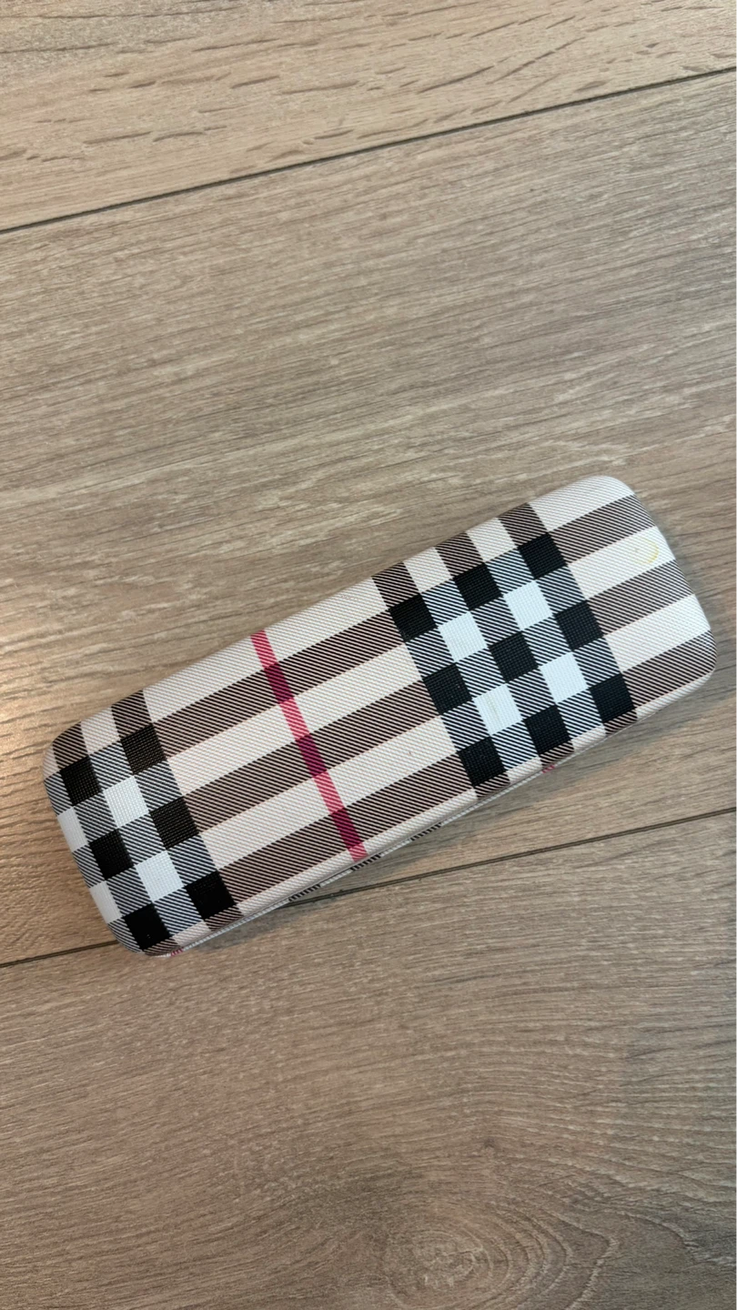 Burberry Check Pattern Glasses Case