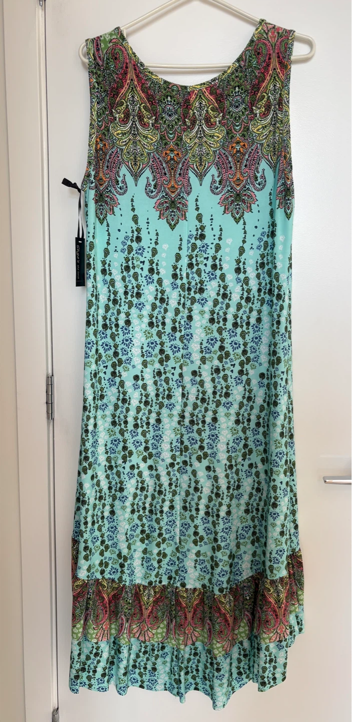 NWT Size XL Maxi Dress - photo 4