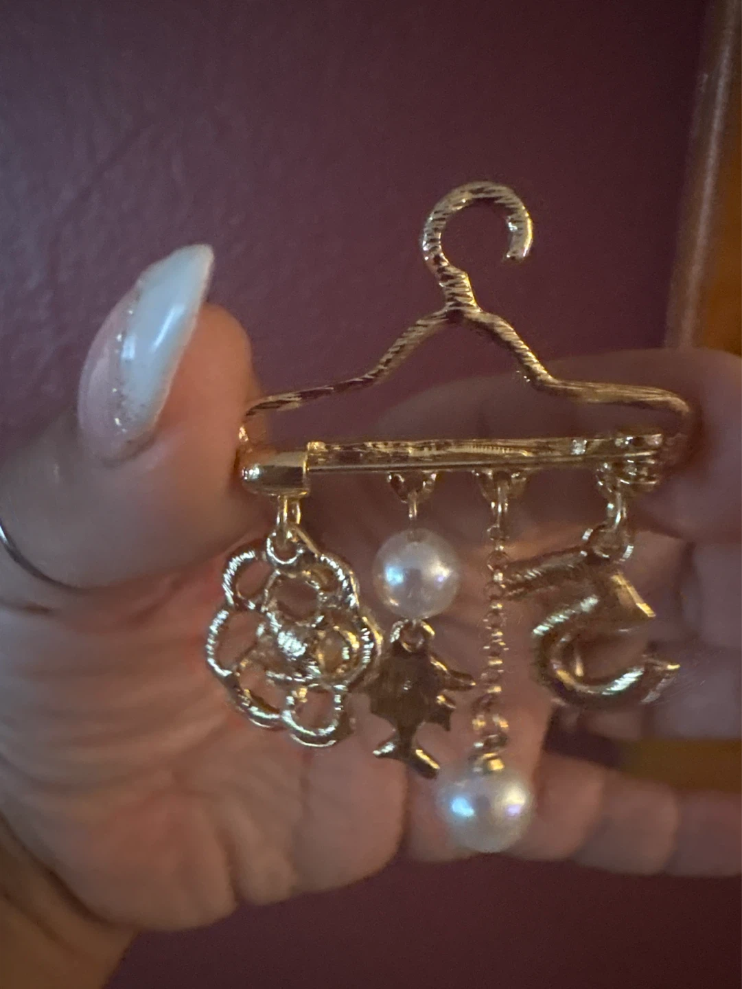 Gold Tone Hanger Brooch with Pearl Accents - photo 3