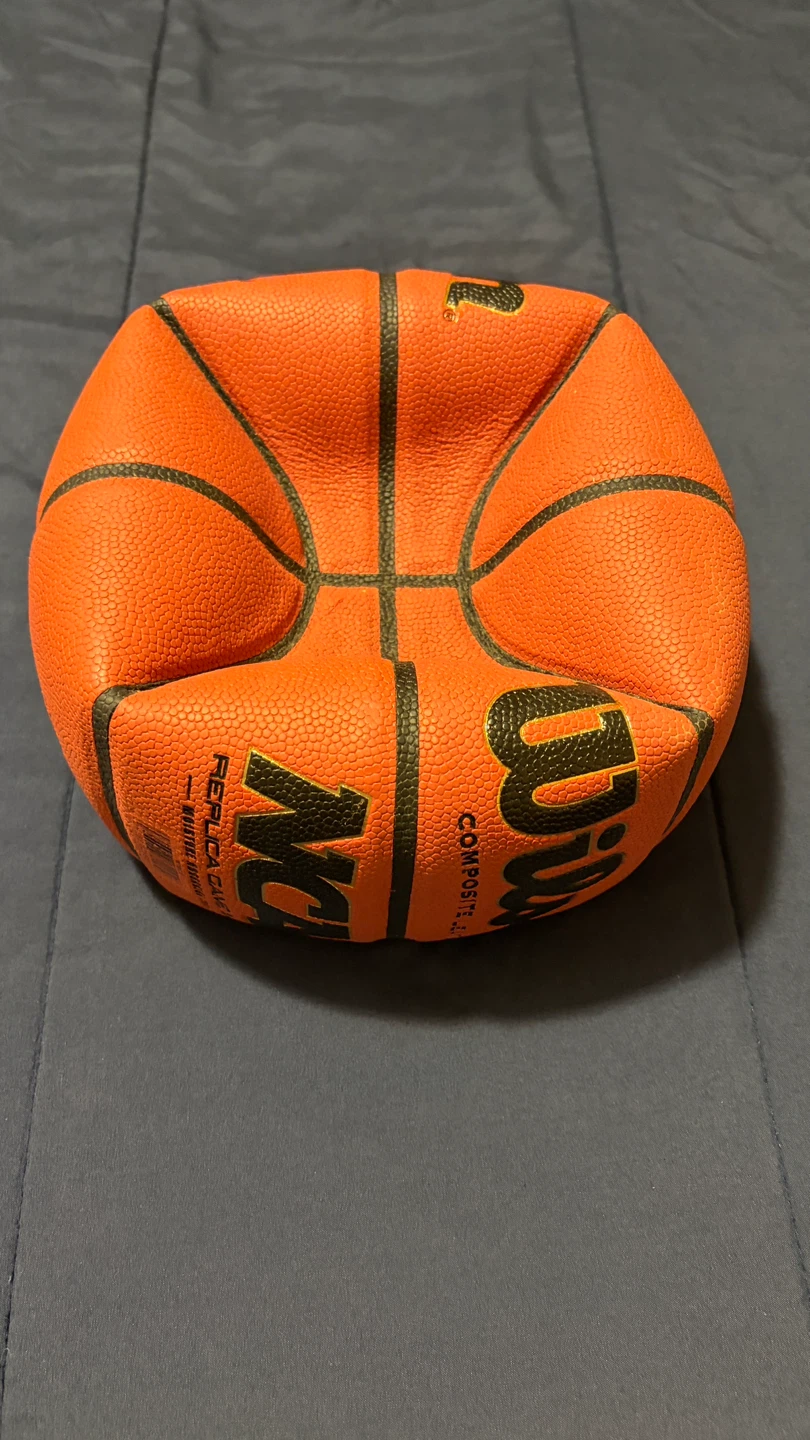 Wilson NCAA Replica Game Basketball