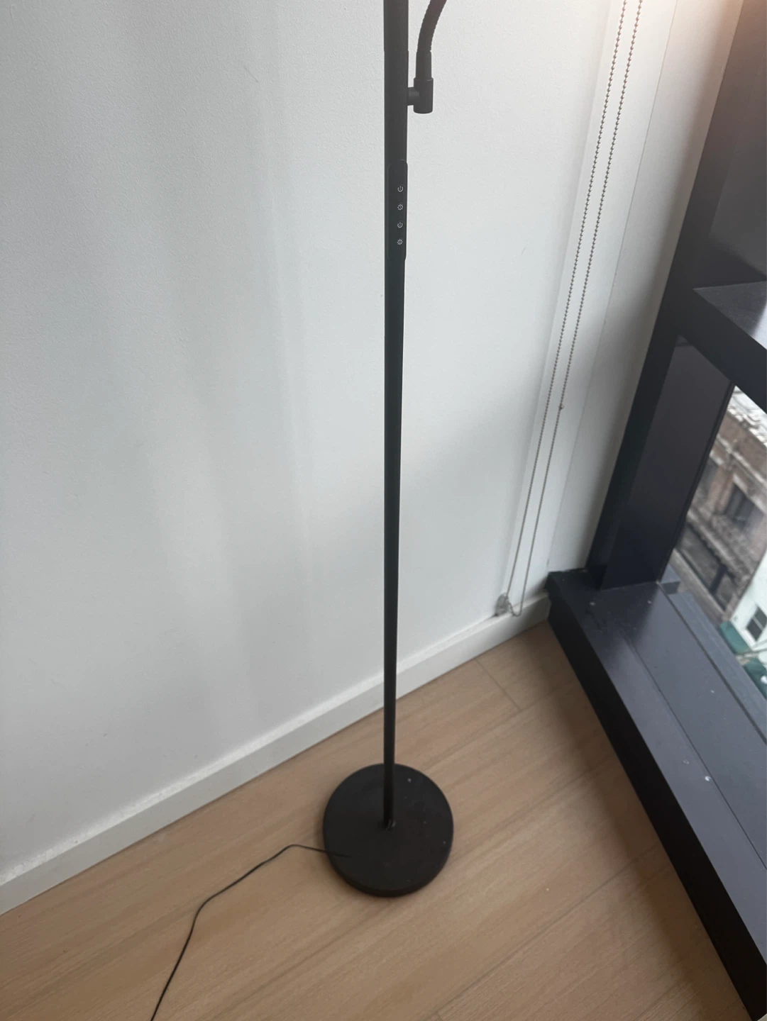 MOVEOUTSALE!! Black Floor Lamp with Remote - photo 2