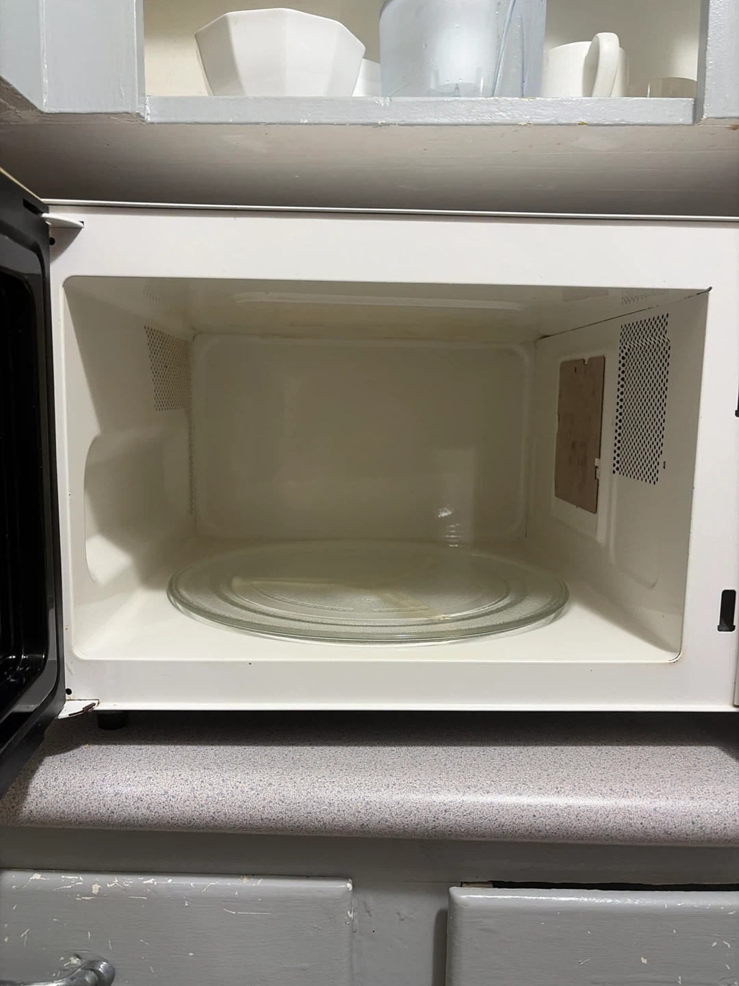 Sharp Carousel Microwave - photo 2