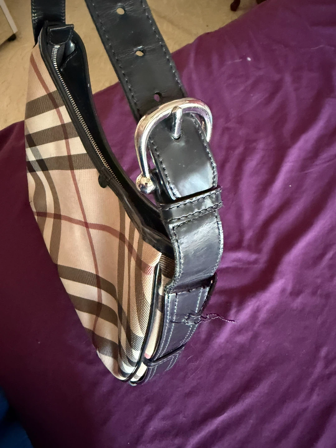 Burberry Nova Check Shoulder Bag - photo 2