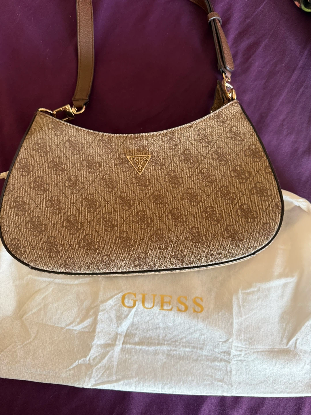 Guess Shoulder Bag Monogram