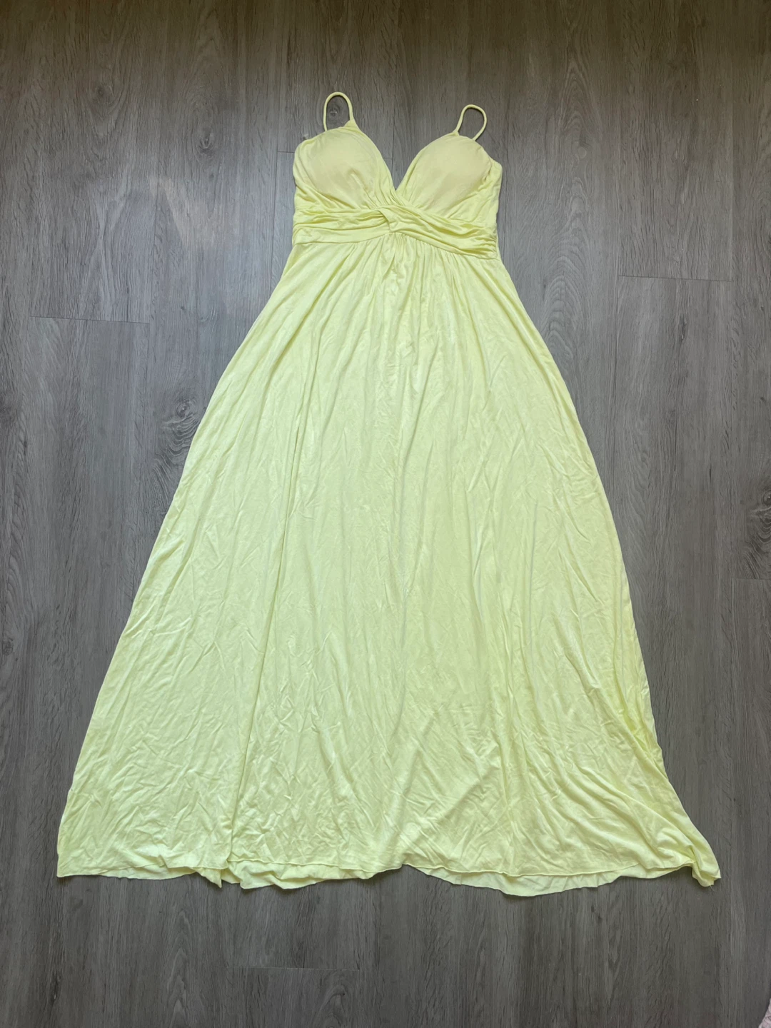 Light Yellow Maxi Dress, size M/L, stretchy