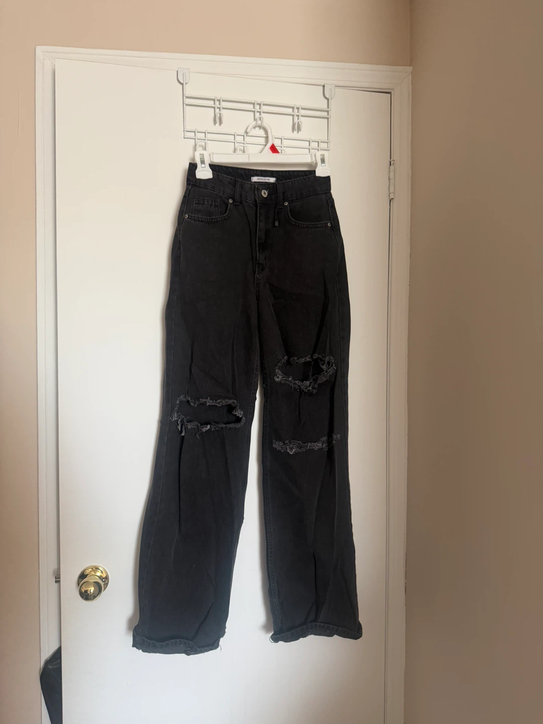 ArmaLife Black Ripped Jeans