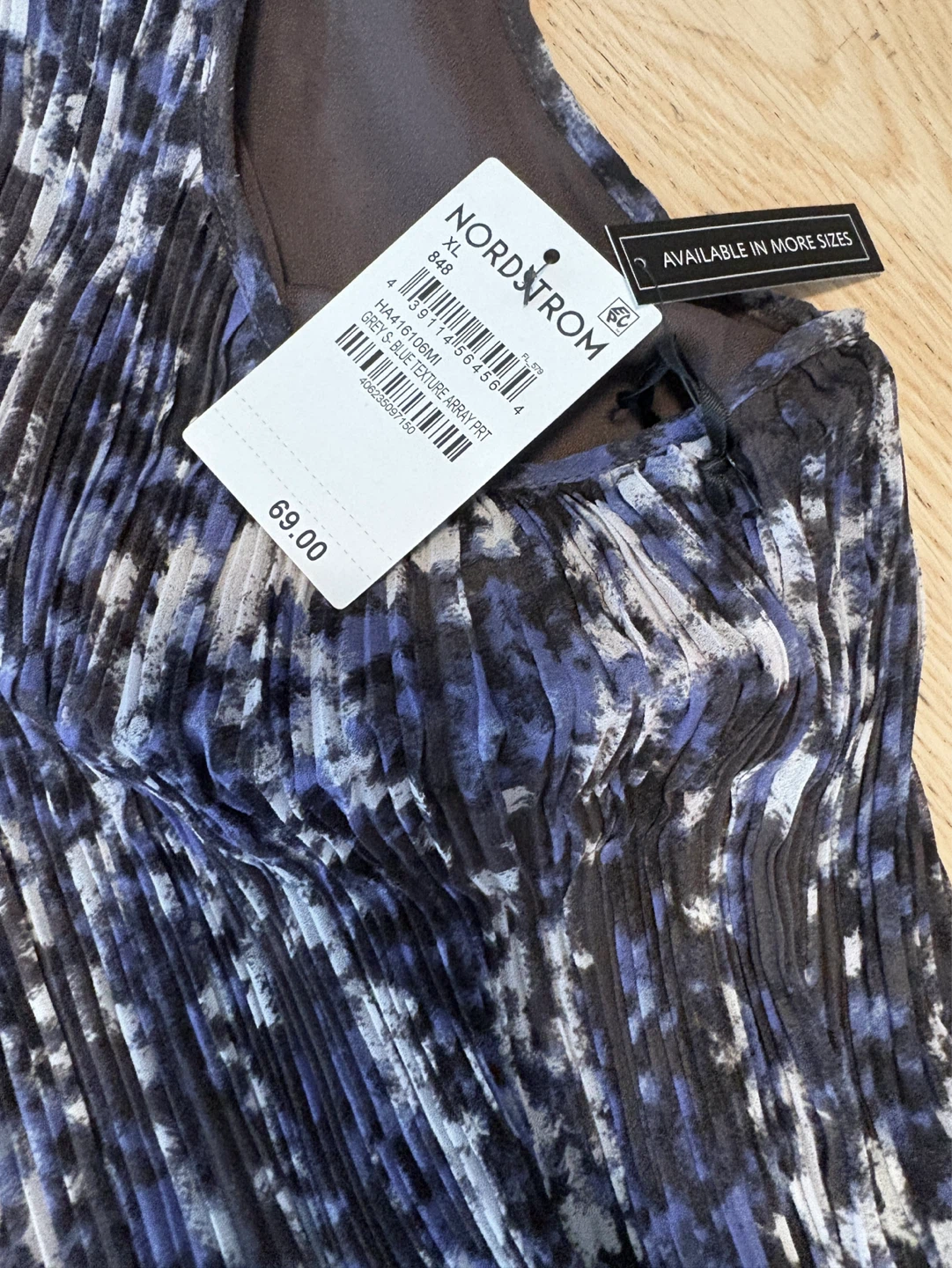 NWT XL Sleeveless Top - photo 2