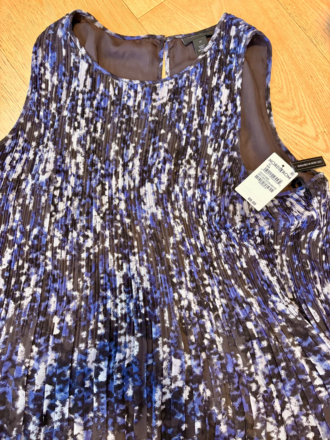 NWT XL Sleeveless Top