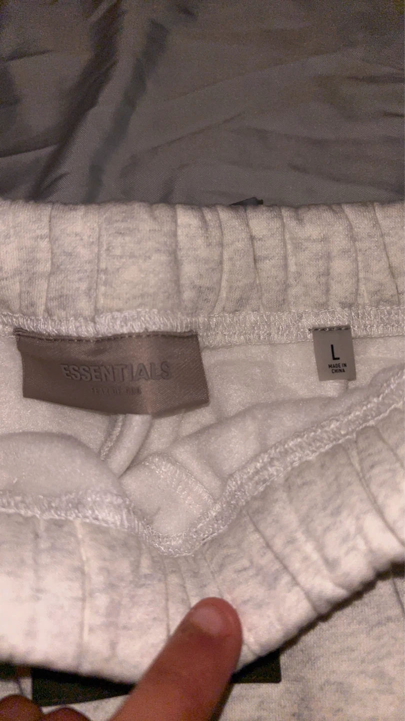 Light oatmeal essential shorts - photo 4
