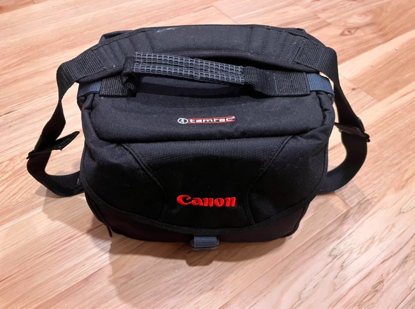 Canon Tamrac Camera Bag - photo 2