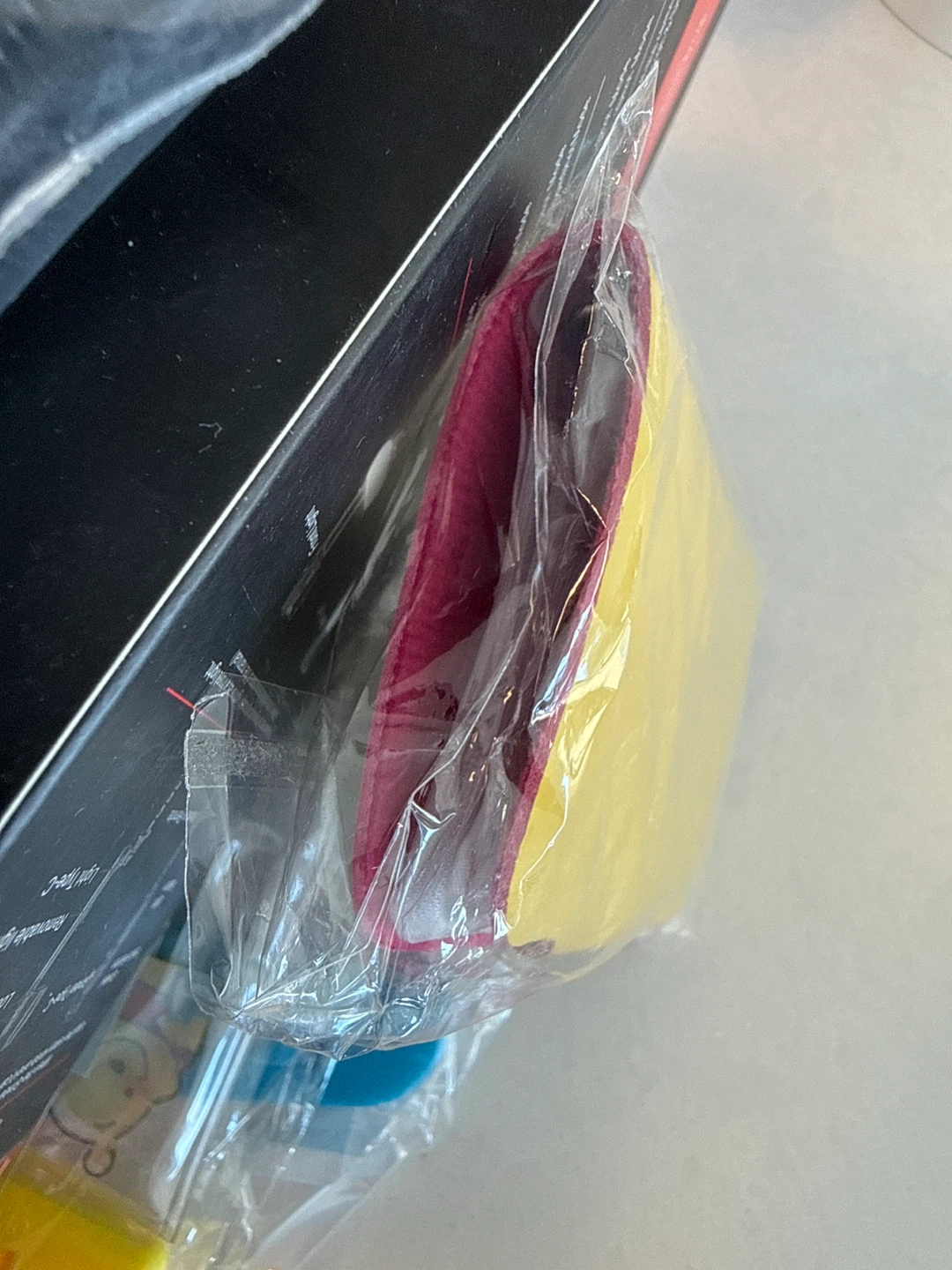 Yellow Card Holder - photo 2