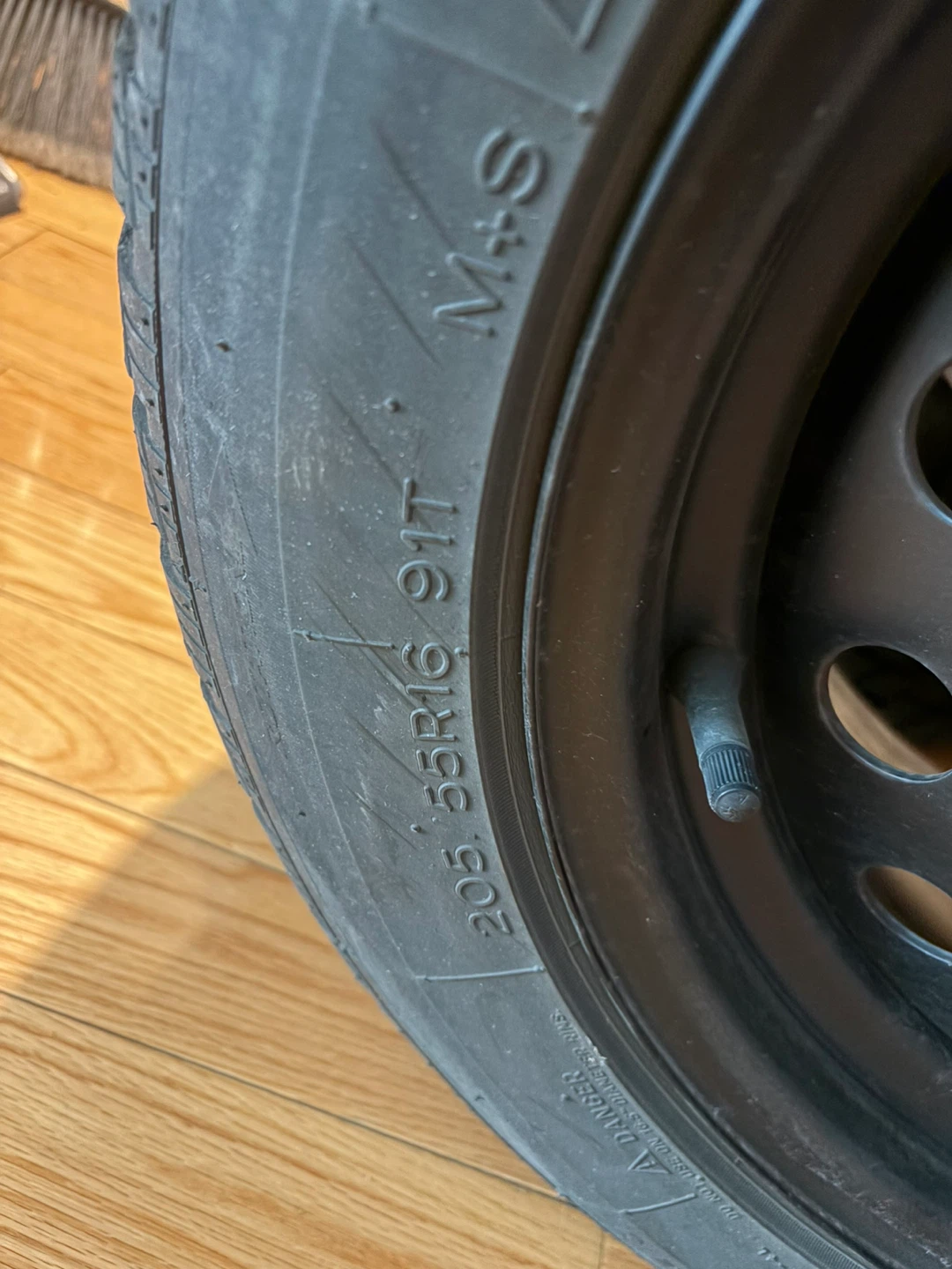 4 Uniroyal Winter Tires P205/55R16 - photo 4