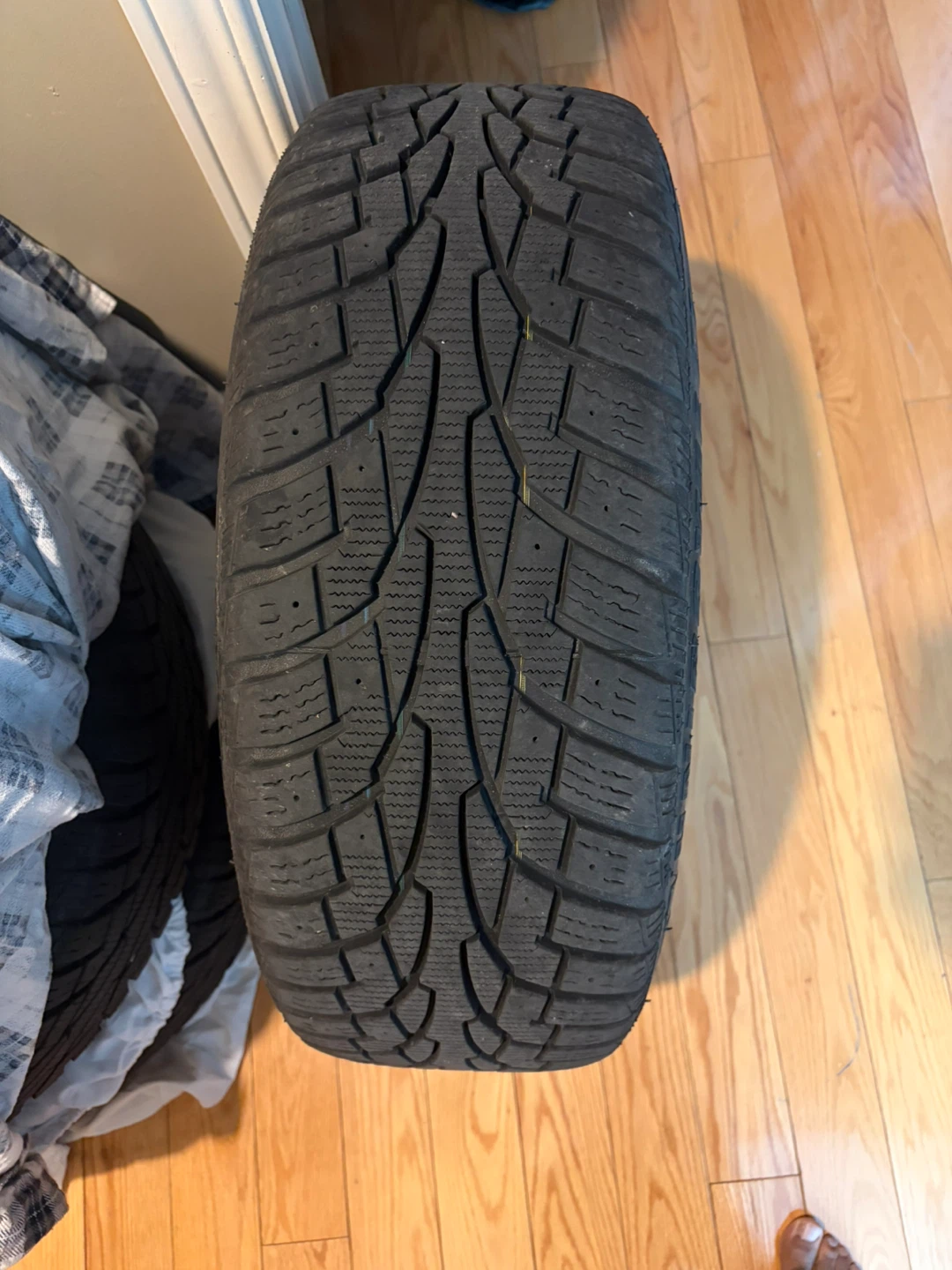 4 Uniroyal Winter Tires P205/55R16 - photo 3