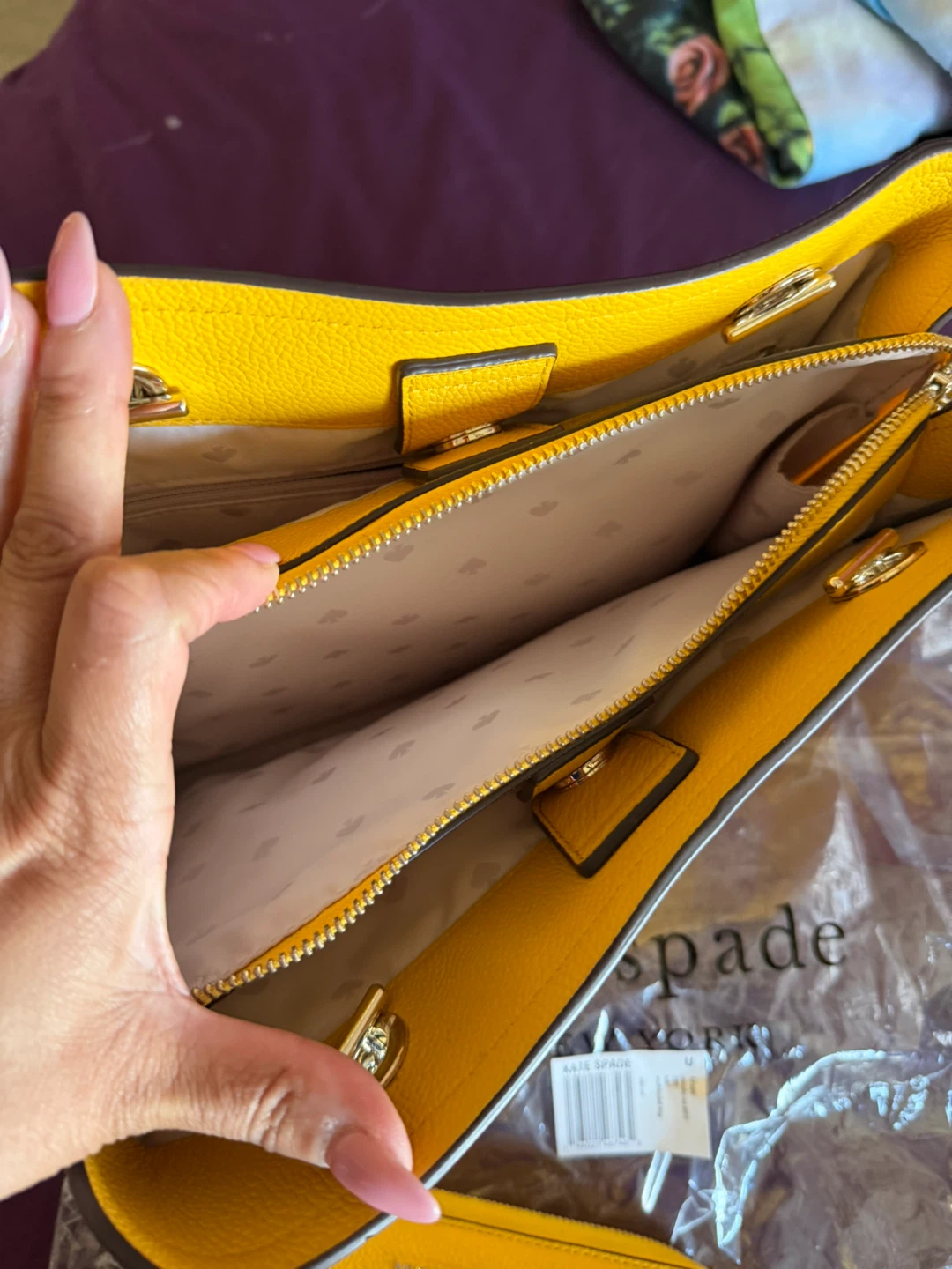 Kate Spade Yellow Leather Tote Bag with Matching Wallet - photo 4