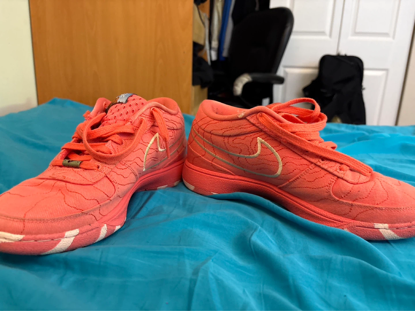 Book 1 Sedona size 8.5 men’s - photo 5