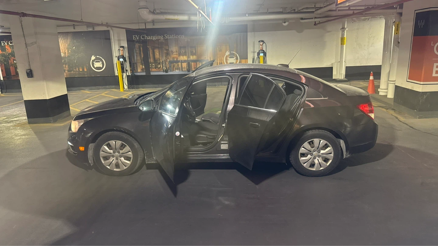 Chevrolet Cruze Dark Grey Sedan LT - photo 2