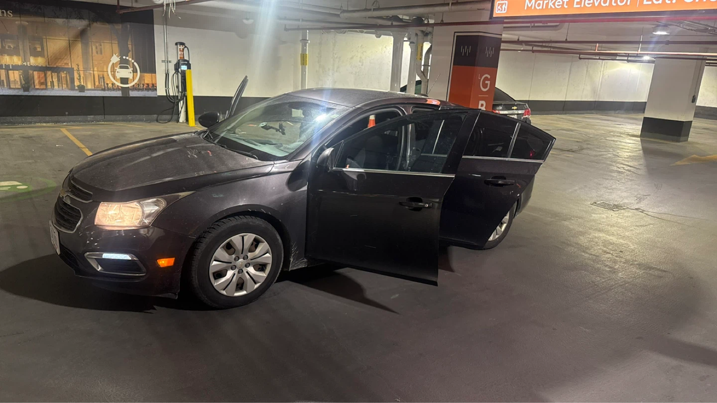 Chevrolet Cruze Dark Grey Sedan LT - photo 3