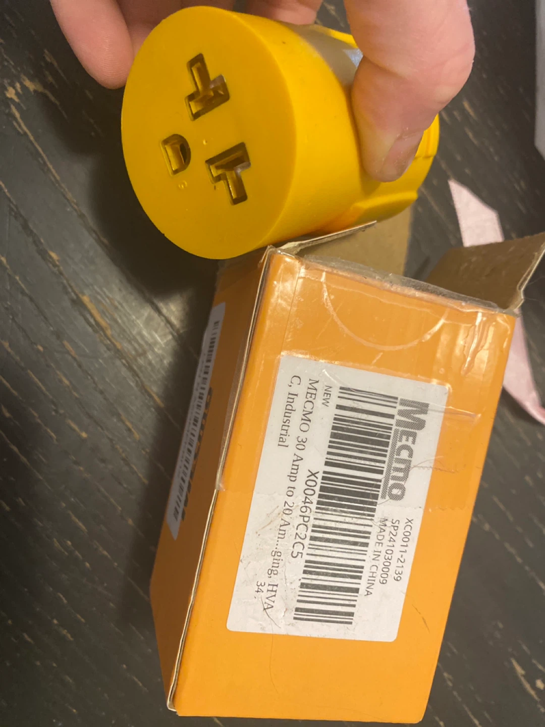 MECMO 30 Amp Plug
