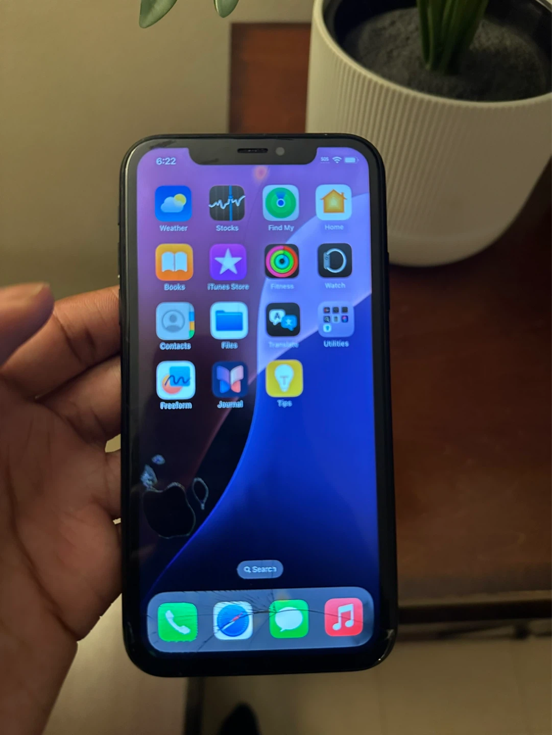 iPhone XR 128GB Black Unlocked - Works (Cracked Screen/Back)