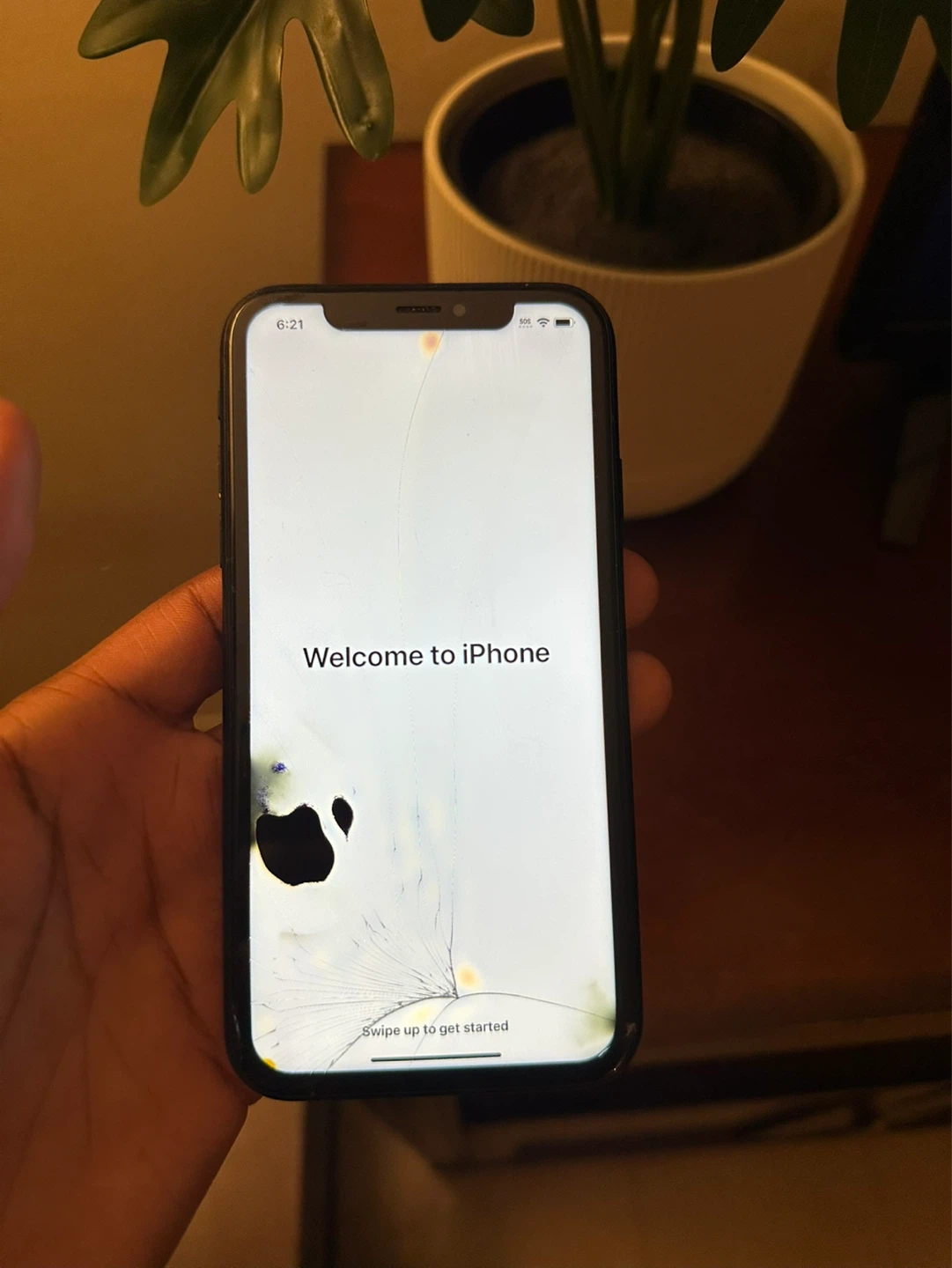 iPhone XR 128GB Black Unlocked - Works (Cracked Screen/Back)