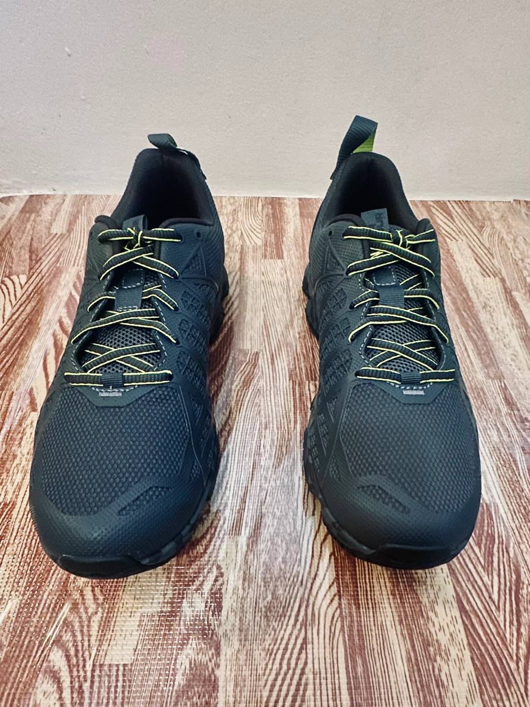 Under Armour UA MC Strikefast Men's Running Shoes Size 10