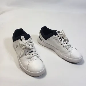 On Cloud The Roger sneakers