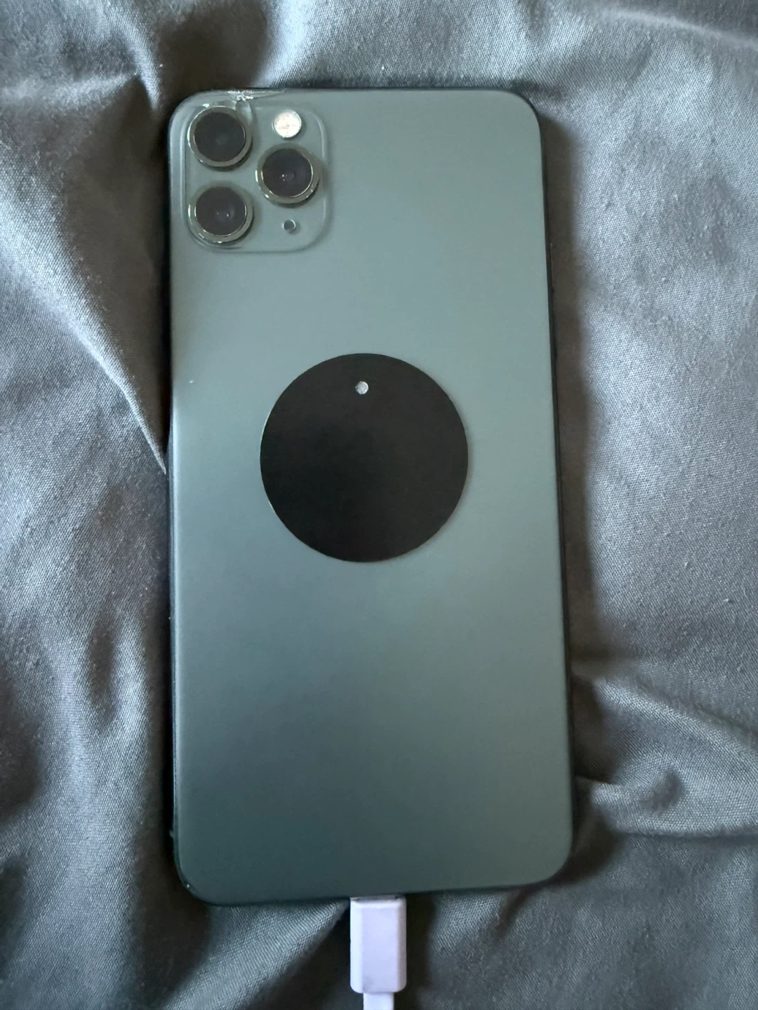 Apple iPhone 11 Pro Max - photo 2