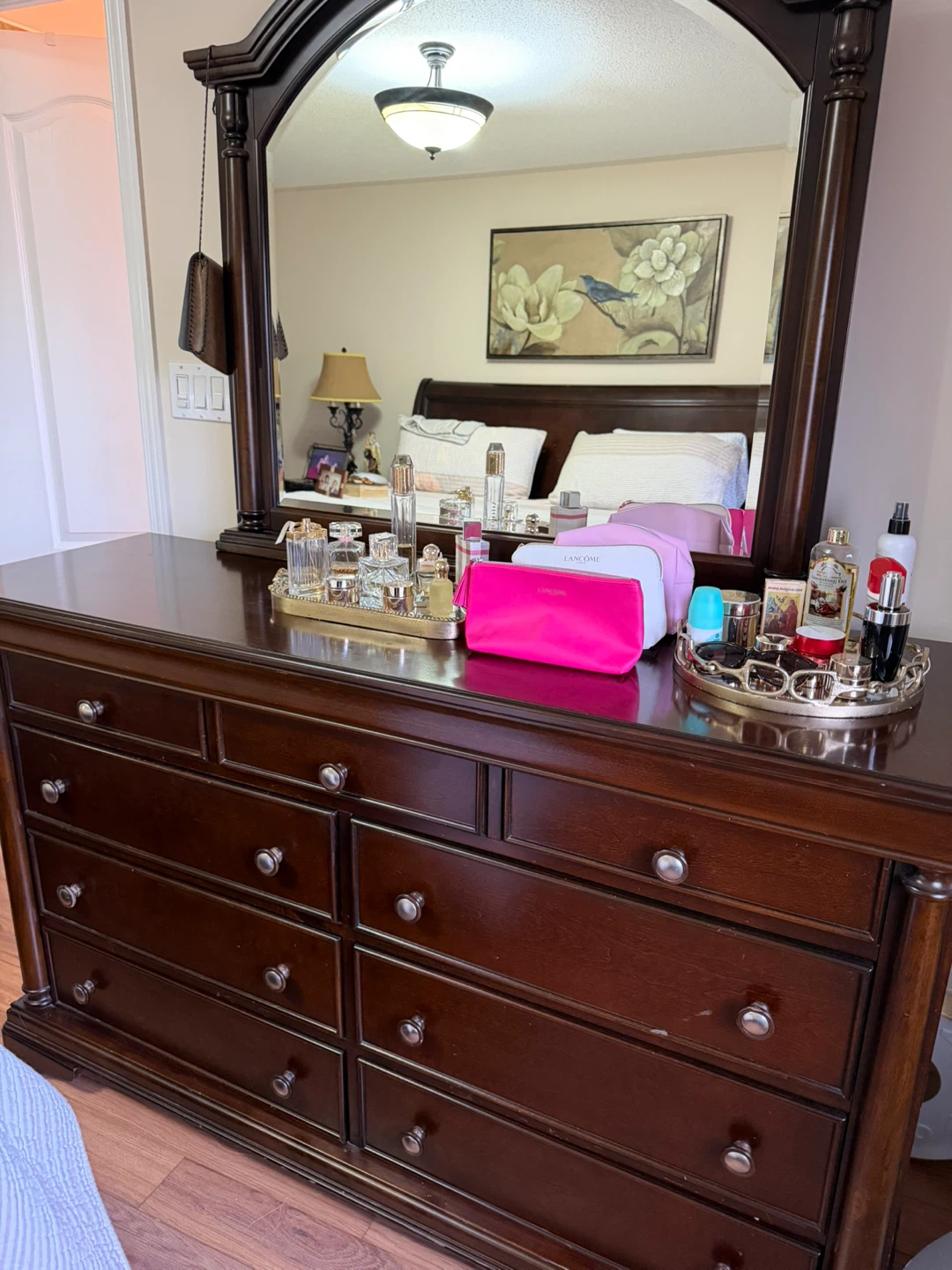 Chestnut king bedroom set - photo 3