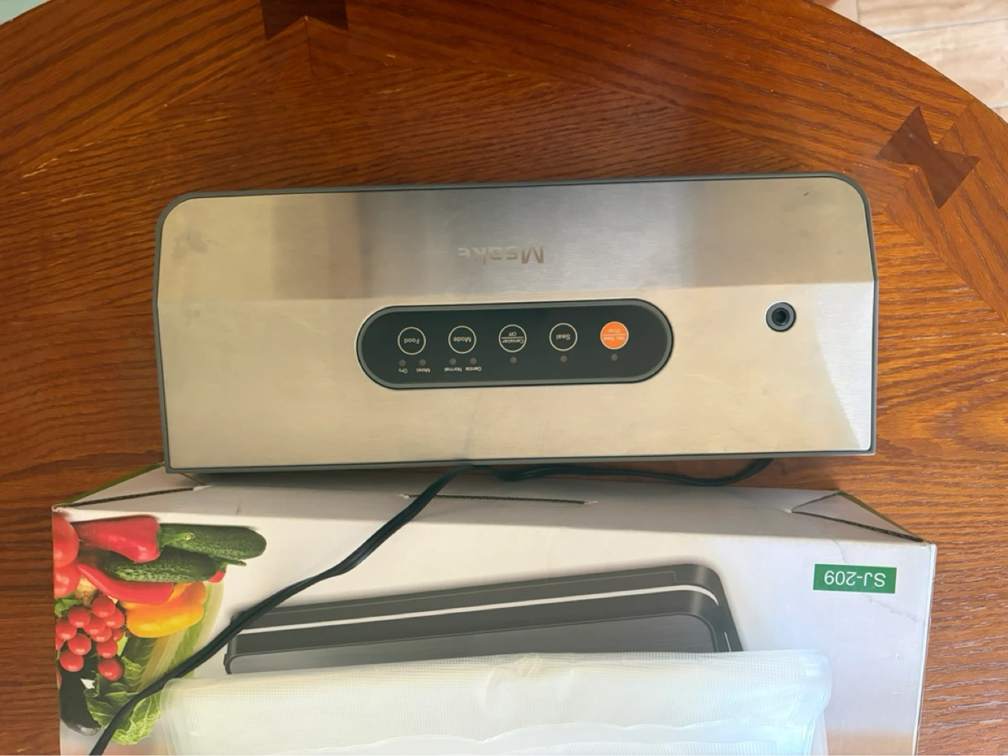 Misake SJ-209 Automatic Food Vacuum Sealer - photo 2